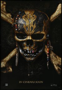 3m0933 PIRATES OF THE CARIBBEAN: DEAD MEN TELL NO TALES int'l teaser DS 1sh 2017 gold skull & crossbones!