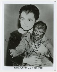 3t1128 BUTCH PATRICK signed 8x10 publicity still 1980s portrait as Eddie Munster holding Woof-Woof!