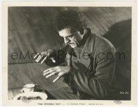 3t1416 INVISIBLE RAY 8x10.25 still 1936 Boris Karloff tries using his powers on his plate of food!