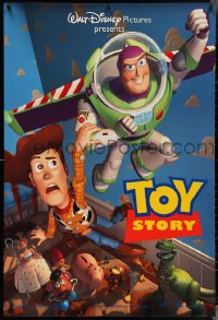 3w1014 TOY STORY DS 1sh 1995 Disney/Pixar cartoon, Buzz Lightyear flying over Woody, Bo Peep, more!