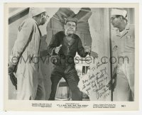 3x0509 JONATHAN WINTERS signed 8x10.25 still 1964 great scene from It's a Mad Mad Mad Mad World!