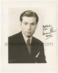 3x0525 LAURENCE OLIVIER signed 8x10 still 1938 head & shoulders portrait of the leading man!