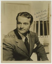 3x0565 RED SKELTON signed 8x10 still 1946 great seated portrait of the comedian wearing suit & tie!