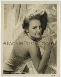 3y1347 DONNA REED 8x10.25 still 1940s great close up sexy image laying on sheets in negligee!