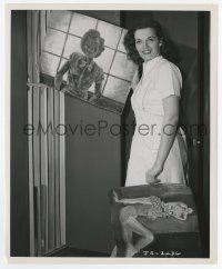 3y1408 JANE RUSSELL 8.25x10 still 1947 smiling close up with two paintings by Ernest A. Bachrach!