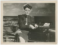 3y1418 LIFEBOAT candid 8x10 still 1943 Tallulah Bankhead eating & typing, Alfred Hitchcock classic!