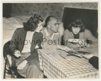 3y1504 STAGE DOOR candid 8x9.75 still 1937 Katharine Hepburn & Lucille Ball with director La Cava!