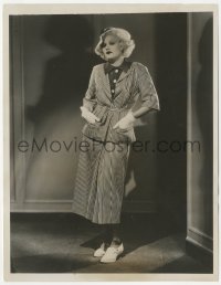 4b1321 JEAN HARLOW 7x9 news photo 1934 full-length modeling a gay-striped cotton sport suit!