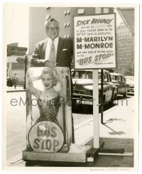 4f1274 BUS STOP candid 8.25x10 still 1956 incredible promo display w/hottest Marilyn in ice block!