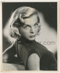 4f1439 LIZABETH SCOTT 8x10 key book still 1951 the sexy leading lady is a steadily shining star!