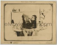 4f0541 PAY DAY LC 1922 c/u of Charlie Chaplin reading Police Gazette in bathtub the morning after!