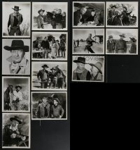 4h0918 LOT OF 13 JOHN WAYNE REPRO PHOTOS 1980s most from Red River with one from The Searchers