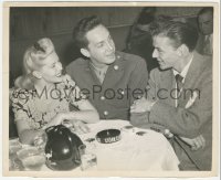 4j1505 FRANK SINATRA/LANA TURNER deluxe 8.25x10 publicity photo 1940 at Stork Club with her husband!