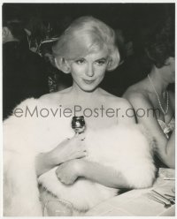 4j1562 MARILYN MONROE 7.75x9.5 news photo 1960 at Golden Globes holding award for Some Like It Hot!