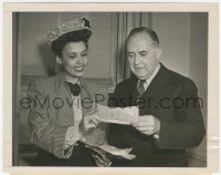 4j1549 LENA HORNE 7.25x9 news photo 1945 with chairman of the United Negro College Fund campaign!