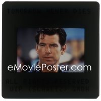 4m0293 TOMORROW NEVER DIES group of 27 Swiss 35mm slides 1997 Pierce Brosnan as James Bond, Yeoh!