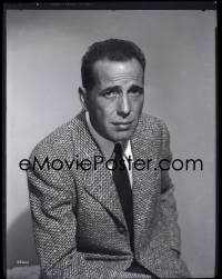 4m0402 HUMPHREY BOGART camera original 8x10 negative 1940s great seated portrait wearing wool suit!