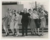 4p1418 ZIEGFELD FOLLIES candid 8.25x10 still 1945 pin-up artist George Petty & Ziegfeld girls!