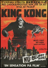 4r0174 KING KONG Swedish R1965 best image of giant ape over New York skyline holding Fay Wray!