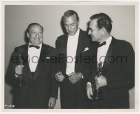 4t1474 DAVID LEAN/SAM SPIEGEL/GARY COOPER 8.25x10 still 1958 at the Academy Awards by Cronenweth!