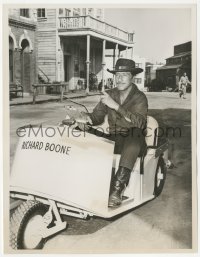 4t1516 HAVE GUN WILL TRAVEL candid TV 7x9 still 1962 Richard Boone in motorized cart on the set!