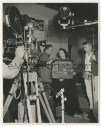 4t1525 HOTEL FOR WOMEN candid 7.75x9.75 still 1939 Linda Darnell with slate, director Ratoff & crew!