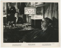 4t1608 OUT OF THE PAST 8x10.25 still 1947 young Kirk Douglas shown staring at Robert Mitchum!