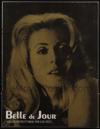 4t0344 BELLE DE JOUR pressbook 1968 Luis Bunuel classic, c/u of sexy prostitute Catherine Deneuve!