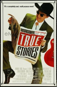 4w1025 TRUE STORIES 1sh 1986 giant image of star & director David Byrne reading newspaper!