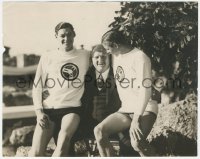 4y1211 JOHNNY WEISSMULLER 8x10 still 1925 new world champion w/ Arne Borg & their coach, ultra rare!