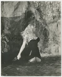 4y1214 LA DOLCE VITA 7.5x9.5 still 1961 sexiest Anita Ekberg romps under waterfall, Federico Fellini