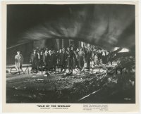 4y1308 WAR OF THE WORLDS 8.25x10 still 1953 Gene Barry & crowd examine crashed alien ship in city!