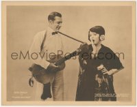 4y0549 GAME CHICKEN LC 1922 Bebe Daniels isn't charmed by man trying to serenade her, very rare!