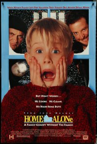 4z0980 HOME ALONE DS 1sh 1990 wacky Macaulay Culkin applying aftershave in bathroom, Pesci, Stern!