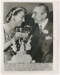 5b1750 BELA LUGOSI 8x10 news photo 1955 he's 73 toasting with his 40 year old bride Hope Lininger!