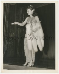 5b1832 LADY OF BURLESQUE 7x9 news photo 1943 sexy Barbara Stanwyck in skimpy outfit with fur!