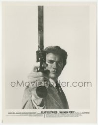 5b1841 MAGNUM FORCE 8x10 still 1973 best image of Clint Eastwood as Dirty Harry holding .44 magnum!