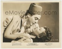 5b1893 SHANGHAI GESTURE 8x10.25 still 1942 best romantic close up of Gene Tierney & Victor !Mature