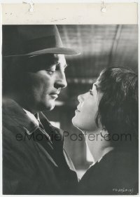 5b1927 TWO FOR THE SEESAW 8x11 key book still 1962 best c/u of Robert Mitchum & Shirley MacLaine!