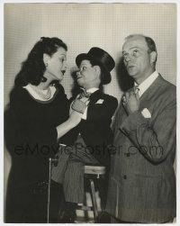 5b0553 HEDY LAMARR deluxe 11x14 radio still 1940s with Edgar Bergen & Charlie McCarthy on their show!