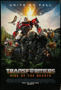 5c0910 TRANSFORMERS: RISE OF THE BEASTS advance DS 1sh 2023 great image of Optimus Prime & Primal!