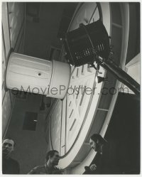 5f1217 2001: A SPACE ODYSSEY candid deluxe 8x10 still 1968 Dullea & Kubrick on the centrifuge set!