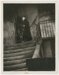 5f1237 DR. JEKYLL & MR. HYDE 8x10.25 still 1931 far shot of monstrous Fredric March by stairs!