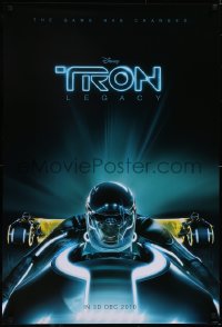 5g1064 TRON LEGACY teaser DS 1sh 2010 Walt Disney, cool close up of Garrett Hedlund in lightcycle!