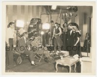 5j1726 ARTISTS & MODELS candid 8x10 still 1937 Richard Arlen & Ida Lupino on set with crew & camera!