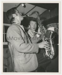 5j1809 NAKED SPUR candid deluxe 8x10 still 1953 James Stewart on piano & Ralph Meeker on saxophone!