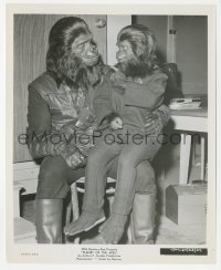 5j1818 PLANET OF THE APES candid 8x10 still 1968 parent & child extras in ape costumes on set!