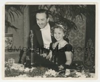 5j1863 WALT DISNEY/SHIRLEY TEMPLE 8.25x10 still 1939 at Academy Awards with special 7 tiny Oscars!