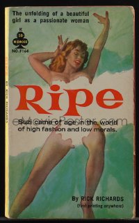 5j1692 RIPE paperback book 1962 Suzi came of age in a world of high fashion & low morals, sexy art!