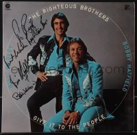 5j0299 RIGHTEOUS BROTHERS signed record sleeve 1974 by BOTH Bill Medley AND Bobby Hatfield!